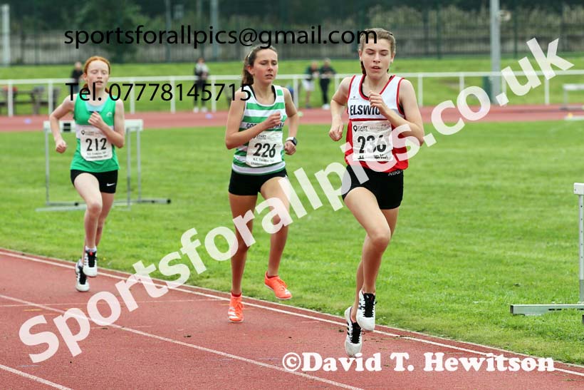 Women and Girls 1500 metres, 2021 North Eastern Track and Field Champs., Middesbrough. Photo: David T. Hewitson/Sports for All Pics
